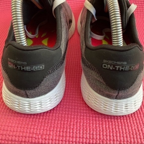 Skechers on the go glide sprint walking shoe women’s 10 - Picture 4 of 8
